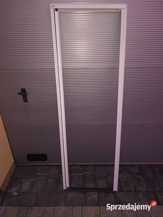 Moskitiera drzwi wejściowych przyczepy Odrowążek sprzedam