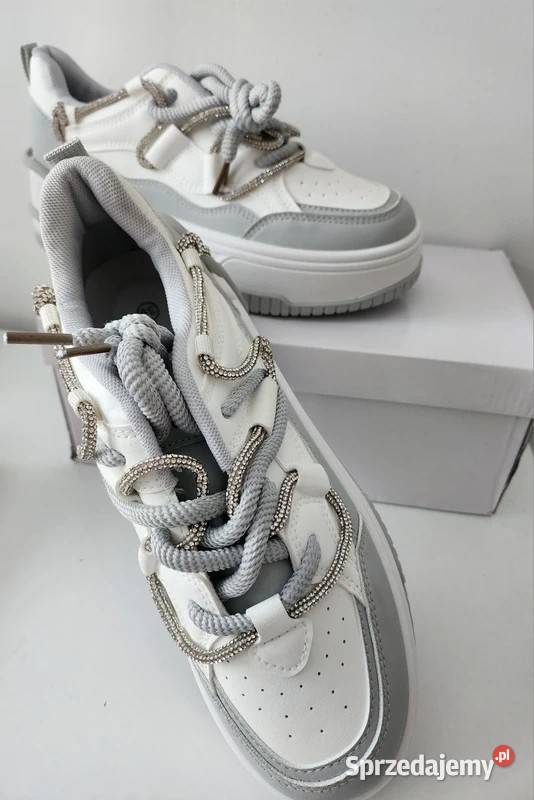 Nowe damskie sneakersy w kolorze biało szarym pomorskie Wejherowo