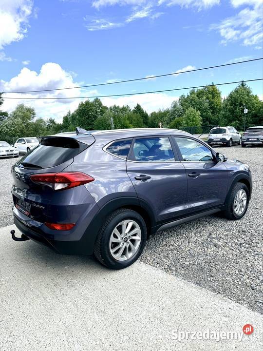 Hyundai Tucson 16 benzyna 2015r sprowadzony sprzedam