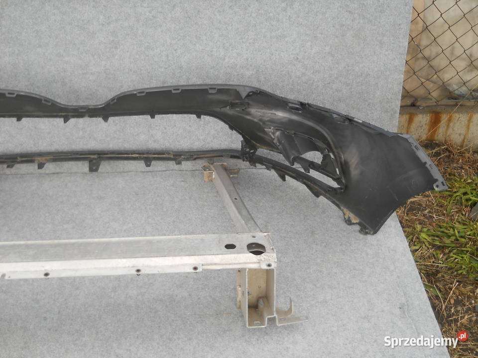 RENAULT CLIO IV LIFT ZDERZAK PRZEDNI Siechnice
