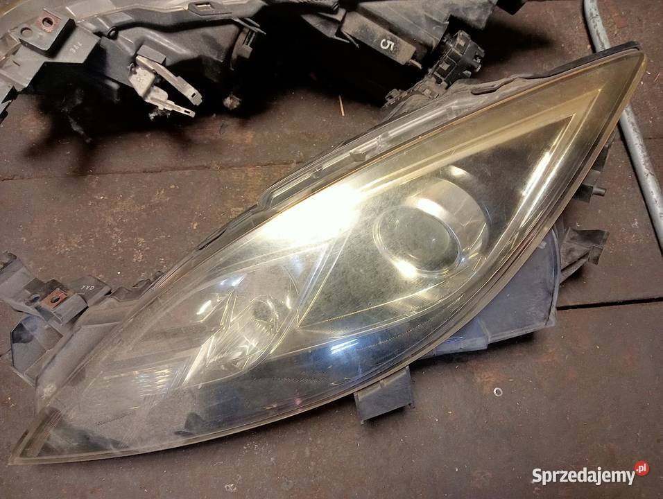 Reflektory Mazda 6 GH osobowe Łódź sprzedam