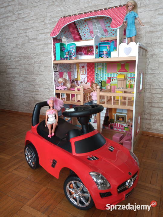 Domek lalek z Mercedesem i konikiem na biegunach Wrocław