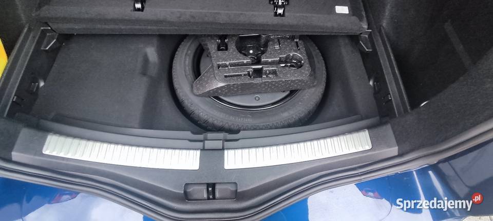 Renault Megane IV Intense gniazdo USB Czeladź