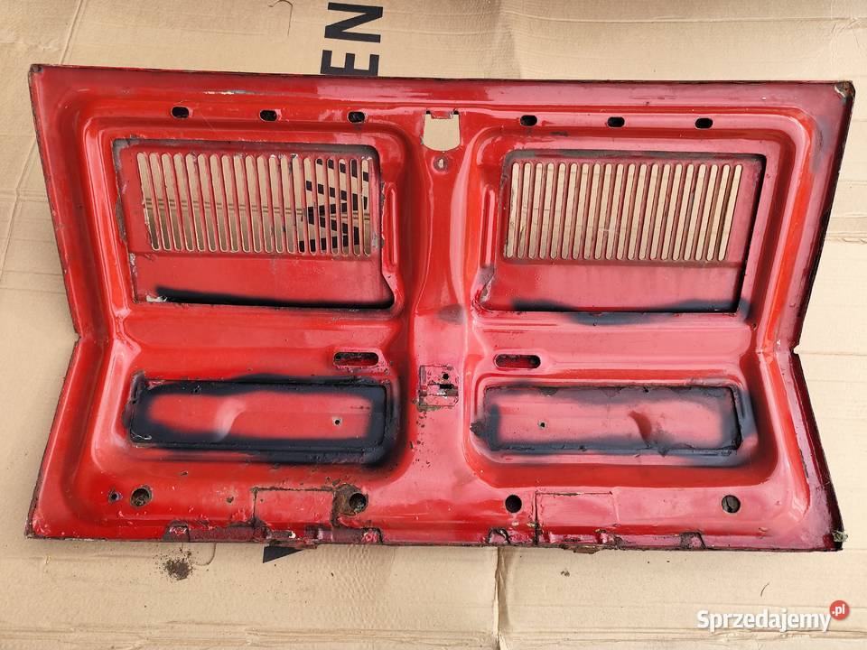 Maska i pokrywa silnika Fiat 126P Księżyno