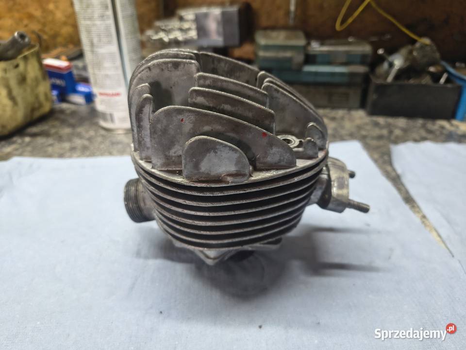 Cylinder głowica tłok komar sztywniak motorynka Rzeszów sprzedam