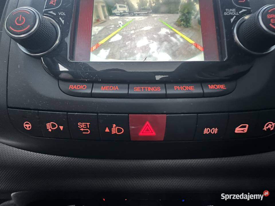 Sprzedam pięknego Fiat 500 L living full wypas