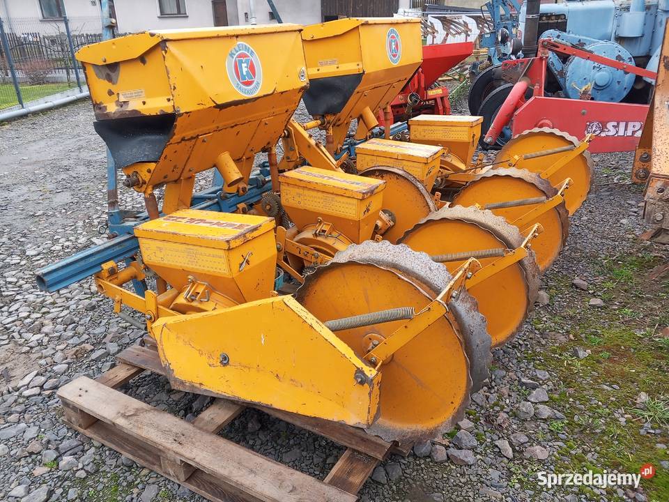 Siewnik do kukurydzy Kleine Gostomia