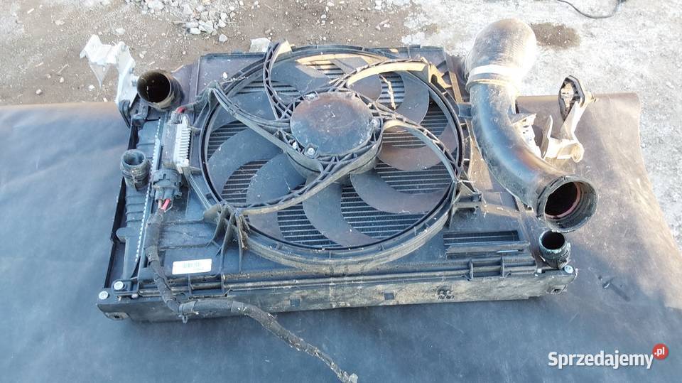 Komplet chłodnicy z wiatrakiem BMW F20F21 małopolskie