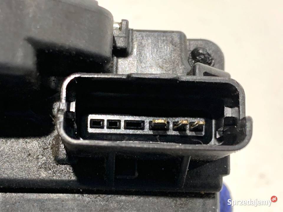 ZAMEK DRZWI PRAWY TYŁ NISSAN NOTE E11 Hatchback sprzedam