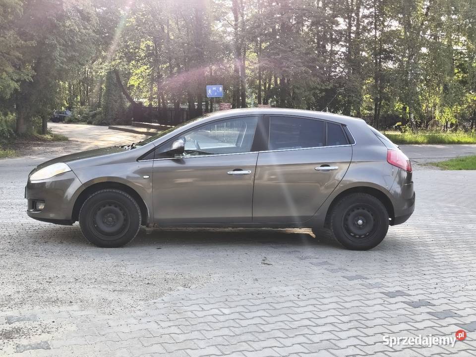 Fiat Bravo 2008 16diesel 120 koni brązowy Samochody osobowe Łuków