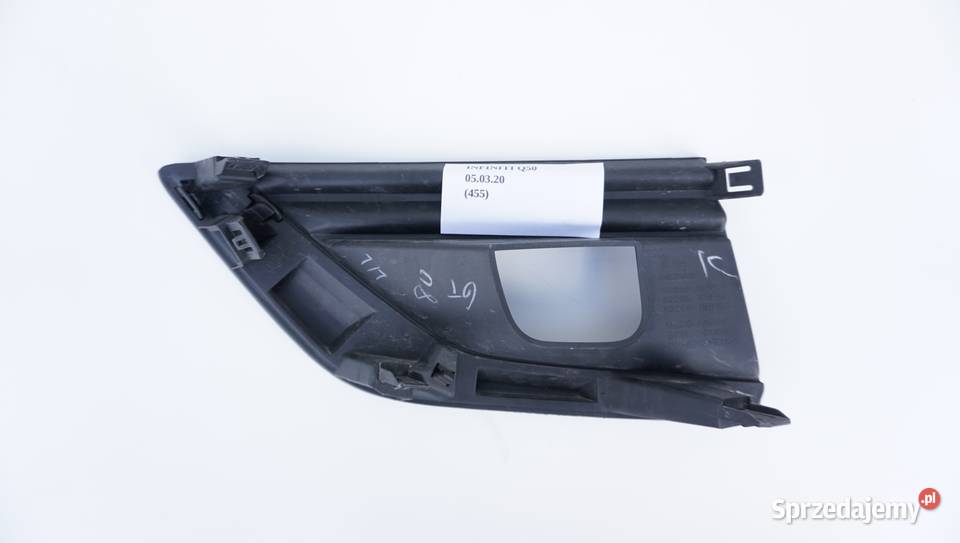 KRATKA HALOGENU RAMKA PRAWA INFINITI Q50 LIFT osobowe Nowy Tomyśl sprzedam