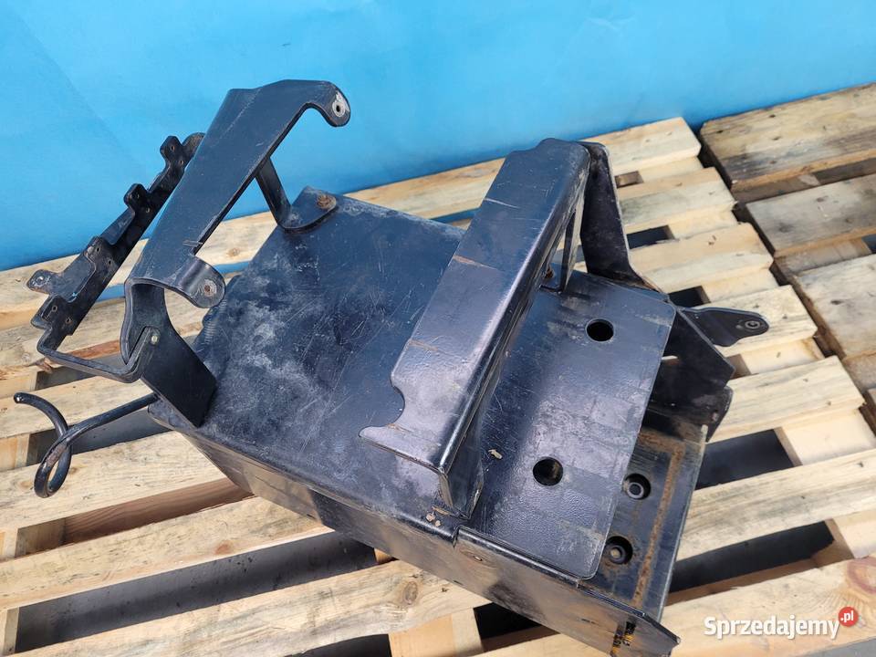 CASE IH PUMA 145 12r OBUDOWA AKUMULATORA Elektryka i zapłon Kolno