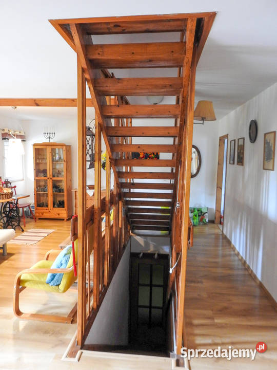 Dom 136 m210 m powierzchni całkowitejdziałka Piaseczno