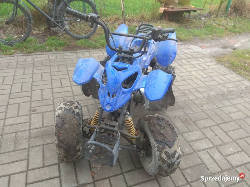 Quad 110 uszkodzony Urzędów