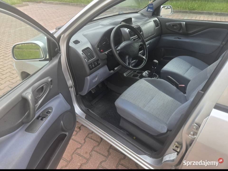Mitsubishi 13 benzyna z gazem 2002 klima sprawna Łódź sprzedam