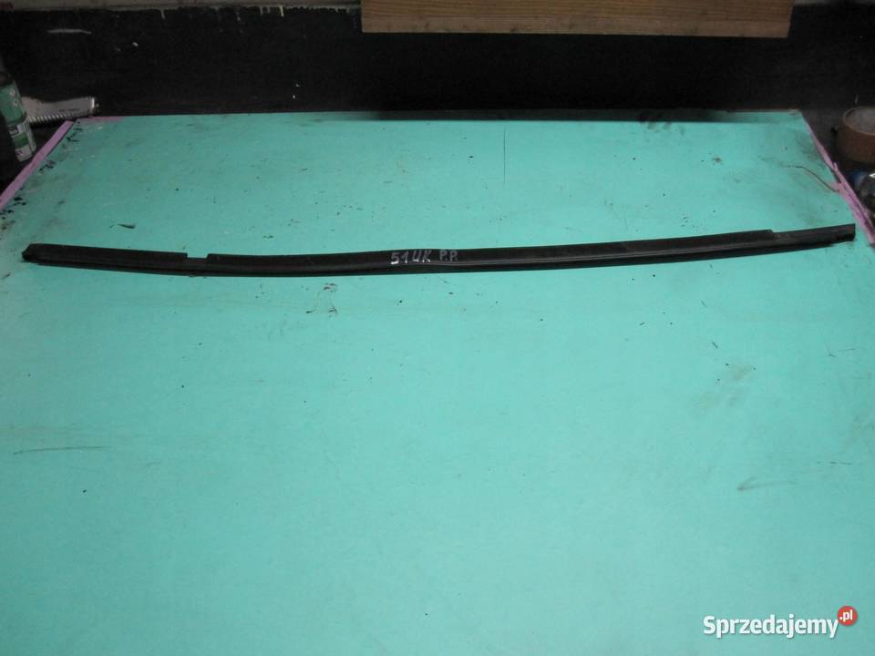PEUGEOT 3008 I 11r listwa zgarniająca drzwi