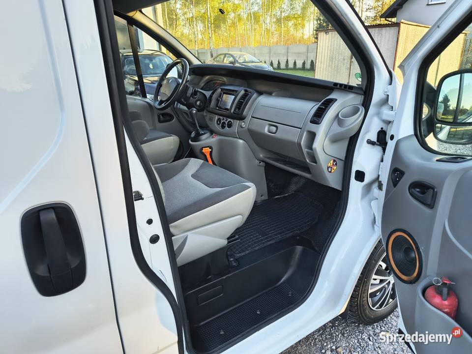 Renault Trafic 2010 25dci 150 2xdrzwi przesuwne Renault świętokrzyskie Kielce