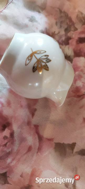 Mały mlecznik porcelana Kahla Turyngia biel Antyki, Sztuka, Kolekcje dolnośląskie Wrocław