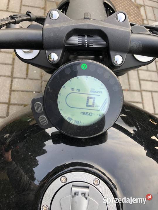 Benda Keewey Chinchilla 125 RKV125C Shadow 125