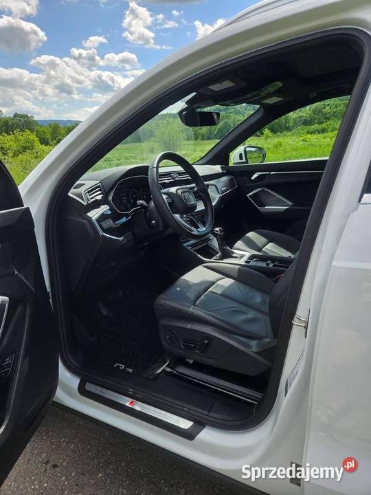 Audi Q3 45 TFSI QUATTRO S TRONIC Stróża