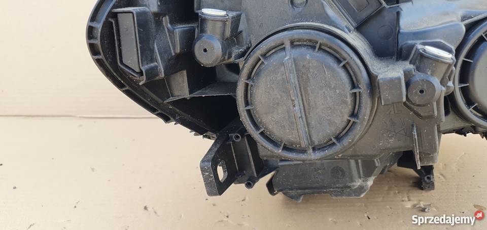 MERCEDES B KLASA W246 LIFT LAMPA 2468205361 lampy przednie Bieleń