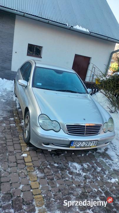 MercedesBenz C180 Avantgarde 2001 benzyna klima Rok produkcji 2001 Ujezna