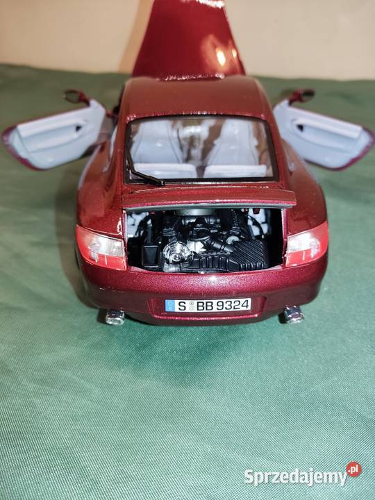 Model samochodu 118 Porsche 911 Carrera 4 1997 Głuchołazy