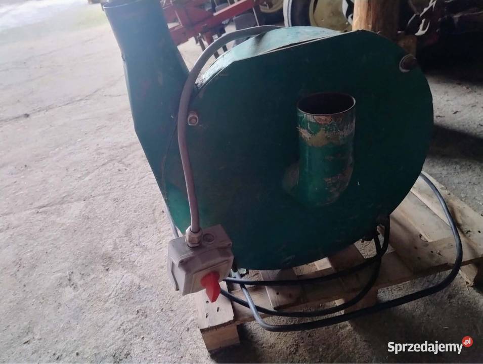 Śrutownik ssącotłoczący Krasew