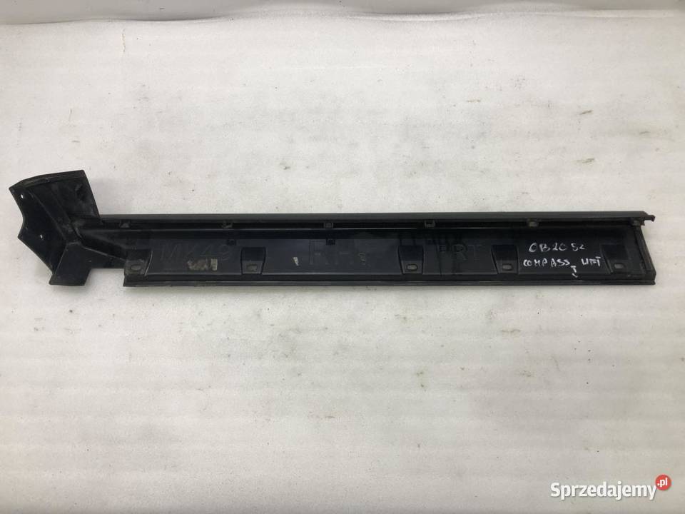 LISTWA PRGOWA PRAWA 05182572AB JEEP COMPASS I