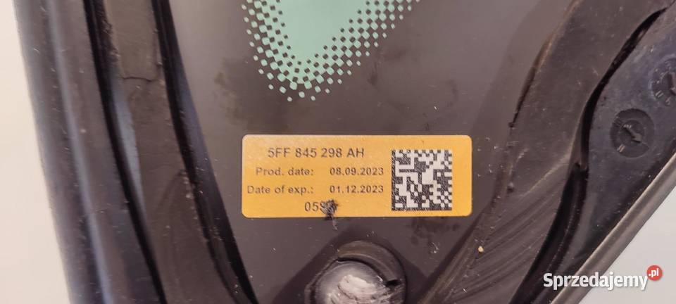 CUPRA FORMENTOR SZYBA KAROSERYJNA PRAWY TYŁ 2023