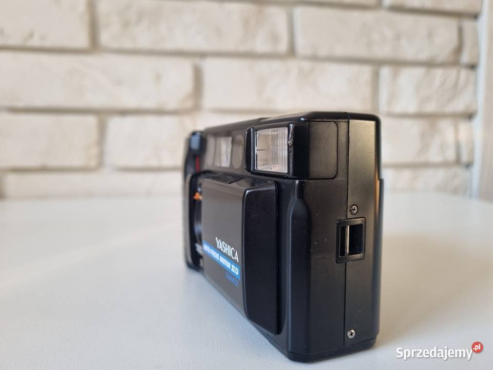 Aparat analogowy fotograficzny YASHICA AFM II D Solnica