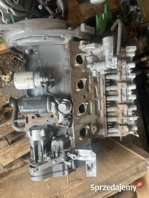 Deutz BF4L1011 wał korbowy 04270233
