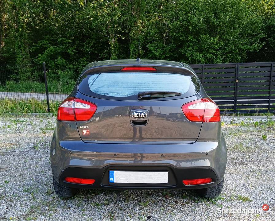 Kia Rio z 2014r Polski salon 14 bezyna Rio świętokrzyskie Busko-Zdrój