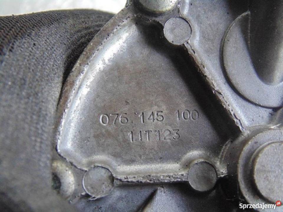 Audi A6 C4 100 25 TDI pompa vacuum vacum Łuków