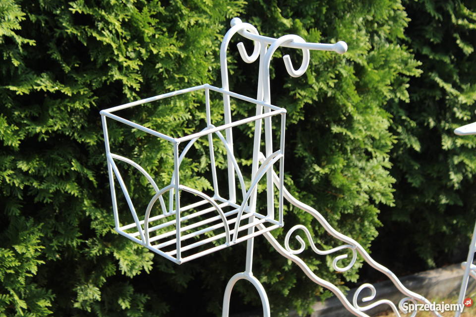 kwietnik rower kuty kwietnik odcienie szarości Oświęcim