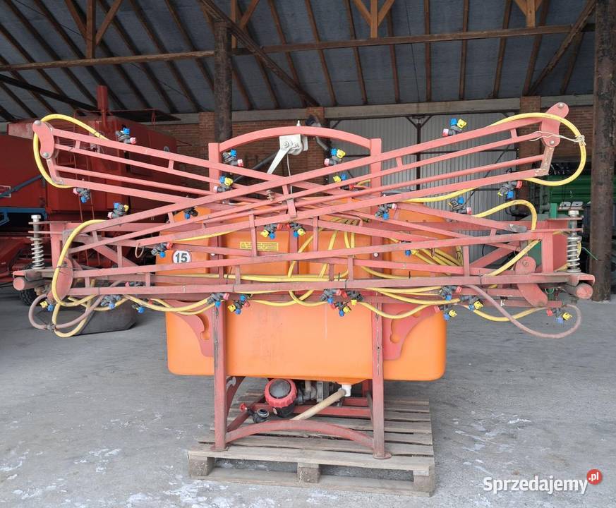 Opryskiwacz 800 L 15 m lubelskie Piaski sprzedam