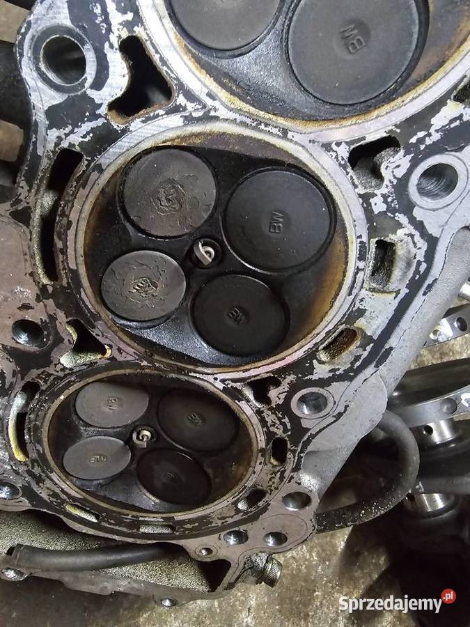 Honda CBR 600 f4i głowica zawór zawory mostki