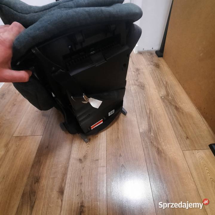 Fotelik samochodowy sprzedam
