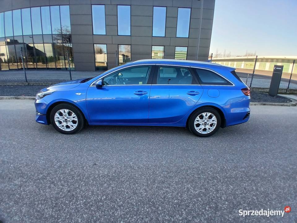 Kia Ceed 15 TGDI 160 Salon bezwypadkowa Serwis łódzkie Pabianice