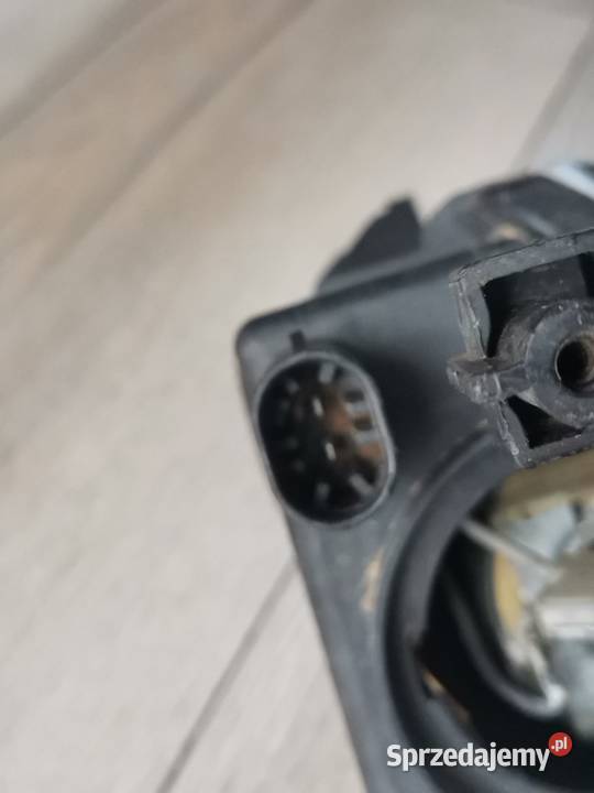 Opel Astra H III LIFT GTC PRAWY HALOGEN PRZÓD Międzychód