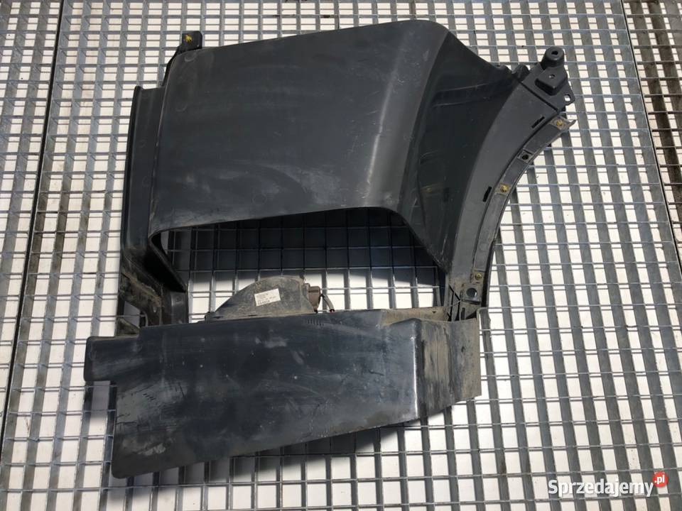 OBUDOWA STOPIEŃ KABINY PRAWY VOLVO FH II