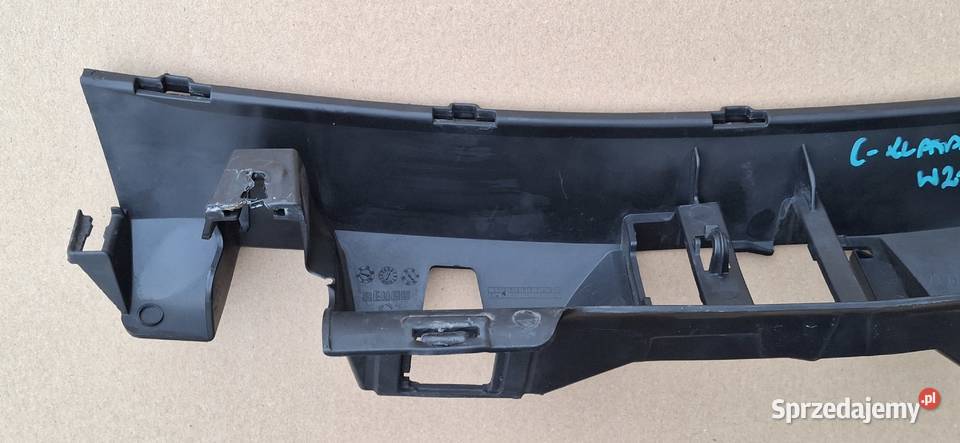 MERCEDES CKLASA W205 COUPE ŚLIZG MOCOWANIE