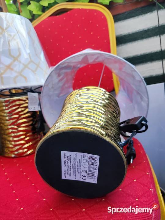 Lampka nocna na stoliki nocny