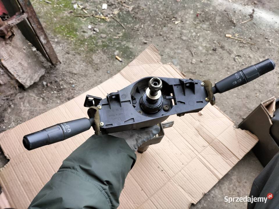 PEUGEOT 306 XN 14 B KOLUMNA KIEROWNICZA MANETKA Kamień-Kolonia