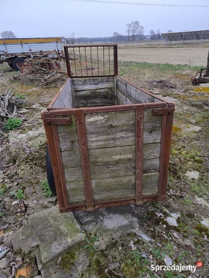 Wózek do zwierząt traktorowy uszkodzony Przyczepy rolnicze łódzkie Siemkowice