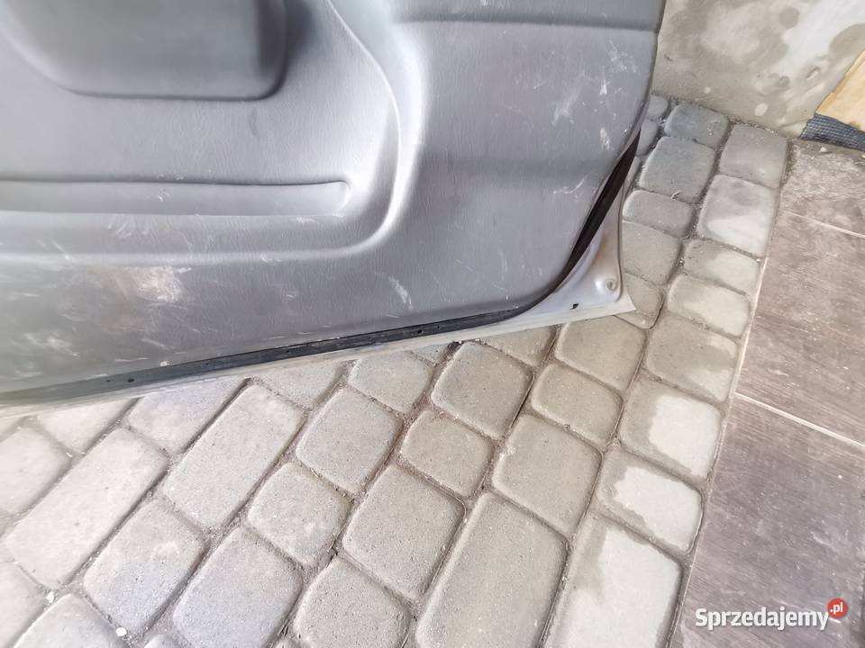 SUZUKI ALTO DRZWI PRAWY PRZÓD ZJ5 małopolskie Nowy Sącz