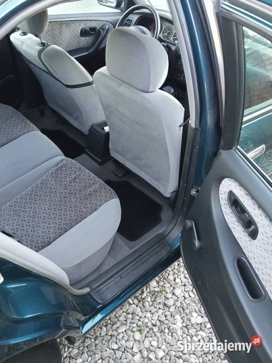 Nissan Primera 20 LX Automat 1995 4/5 sprzedam