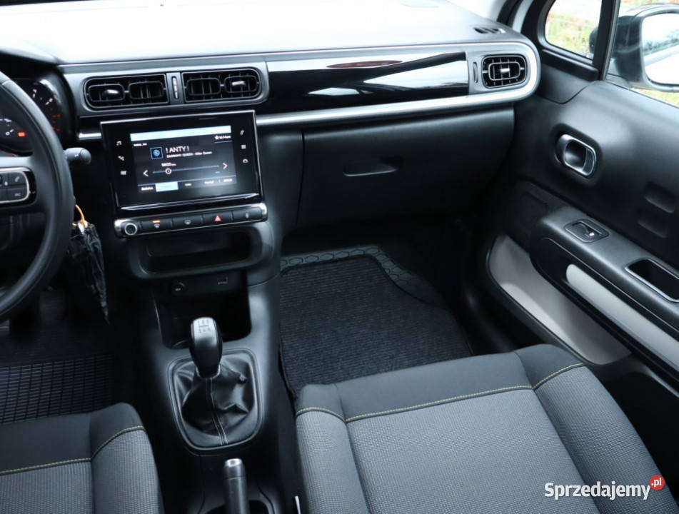 Citroen C3 12 PureTech Rok produkcji 2020 Piaseczno sprzedam