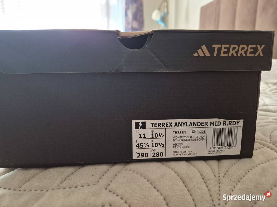 Sprzedam buty meskie Nowe Adidas 45rozmiar sprzedam