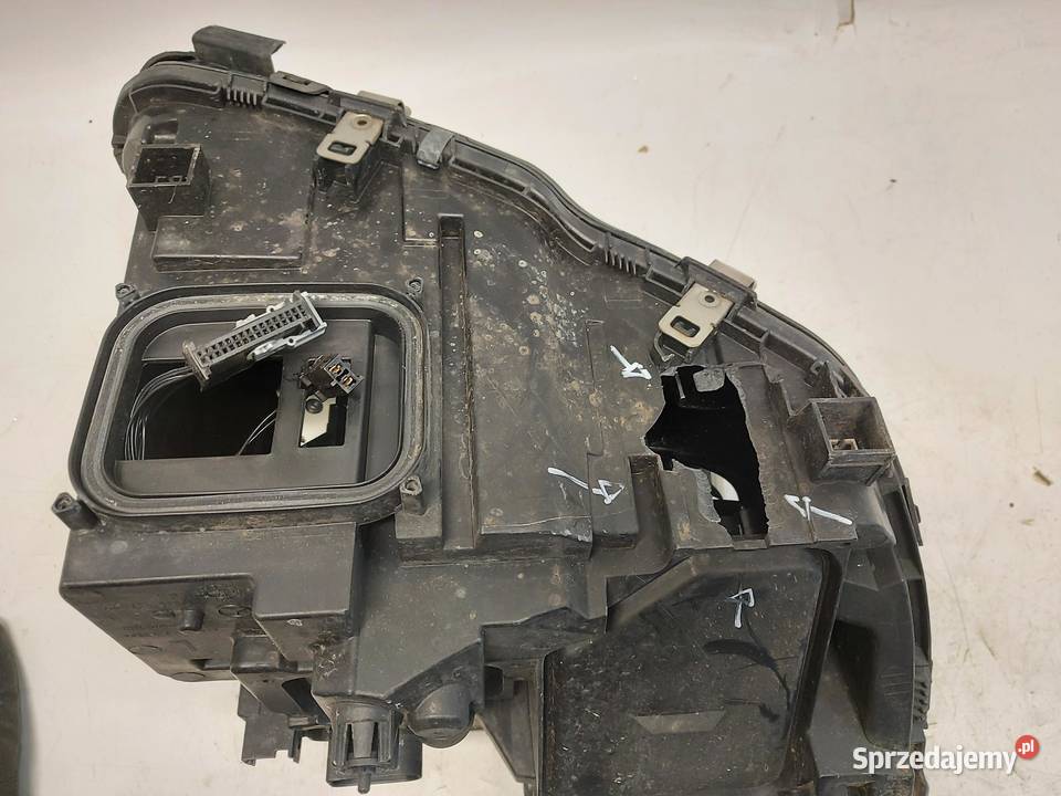 MERCEDES W205 Lampa przód lewa LED RHD UK Części samochodowe